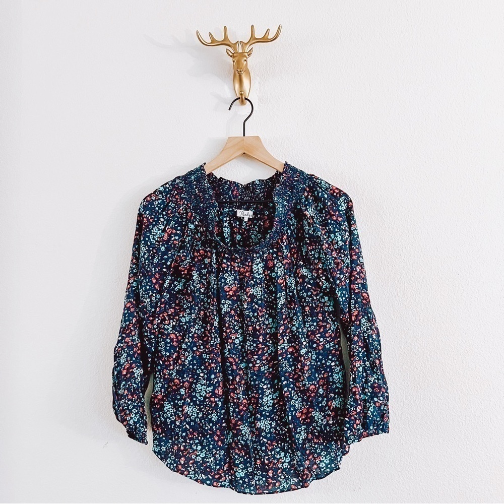 Parker Women's Blue/Red Floral Long Sleeve Blouse Top Size Large